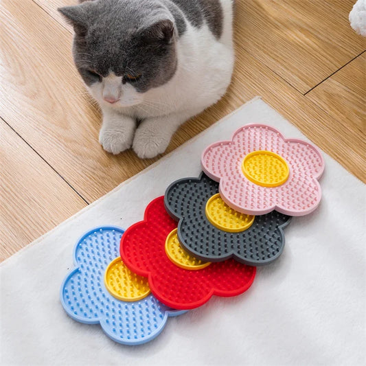 Slow Feeder Lick Mat – Sunflower Silicone for Cats